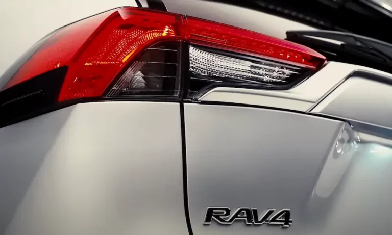 How to Reset Maintenance Light on Toyota RAV4