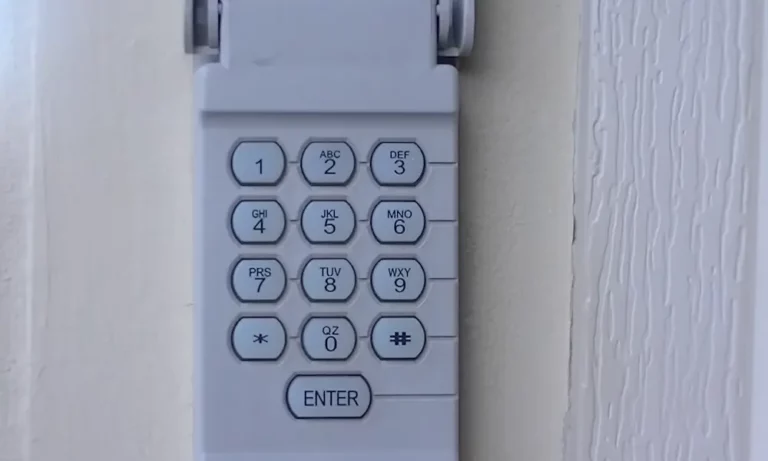 6 Causes Of Garage Keypad Blinking Rapidly