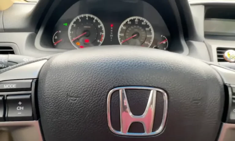 Honda Green Key Light On