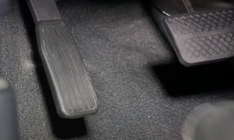 How to Bleed Clutch Master Cylinder